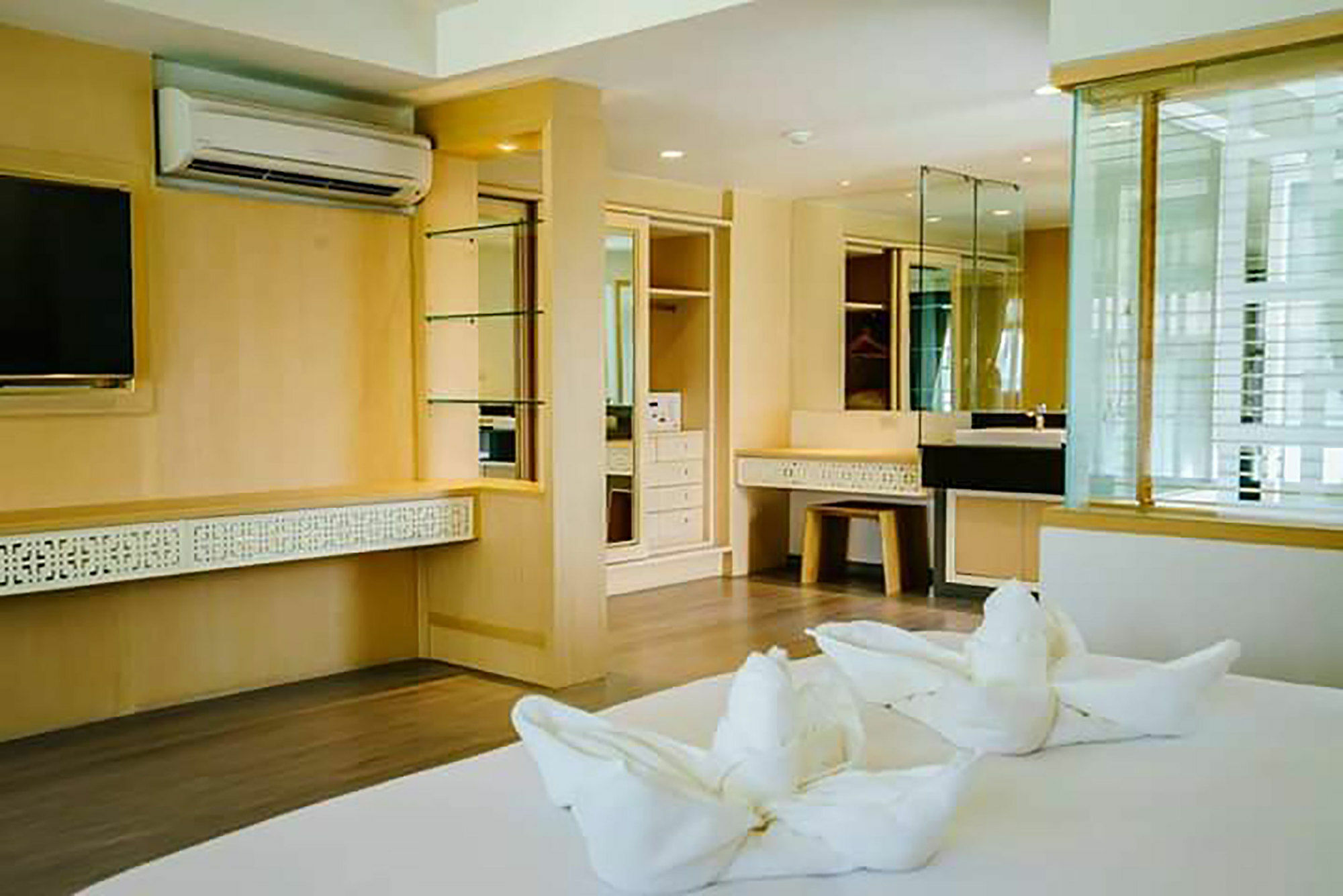Hotel Moon Dragon